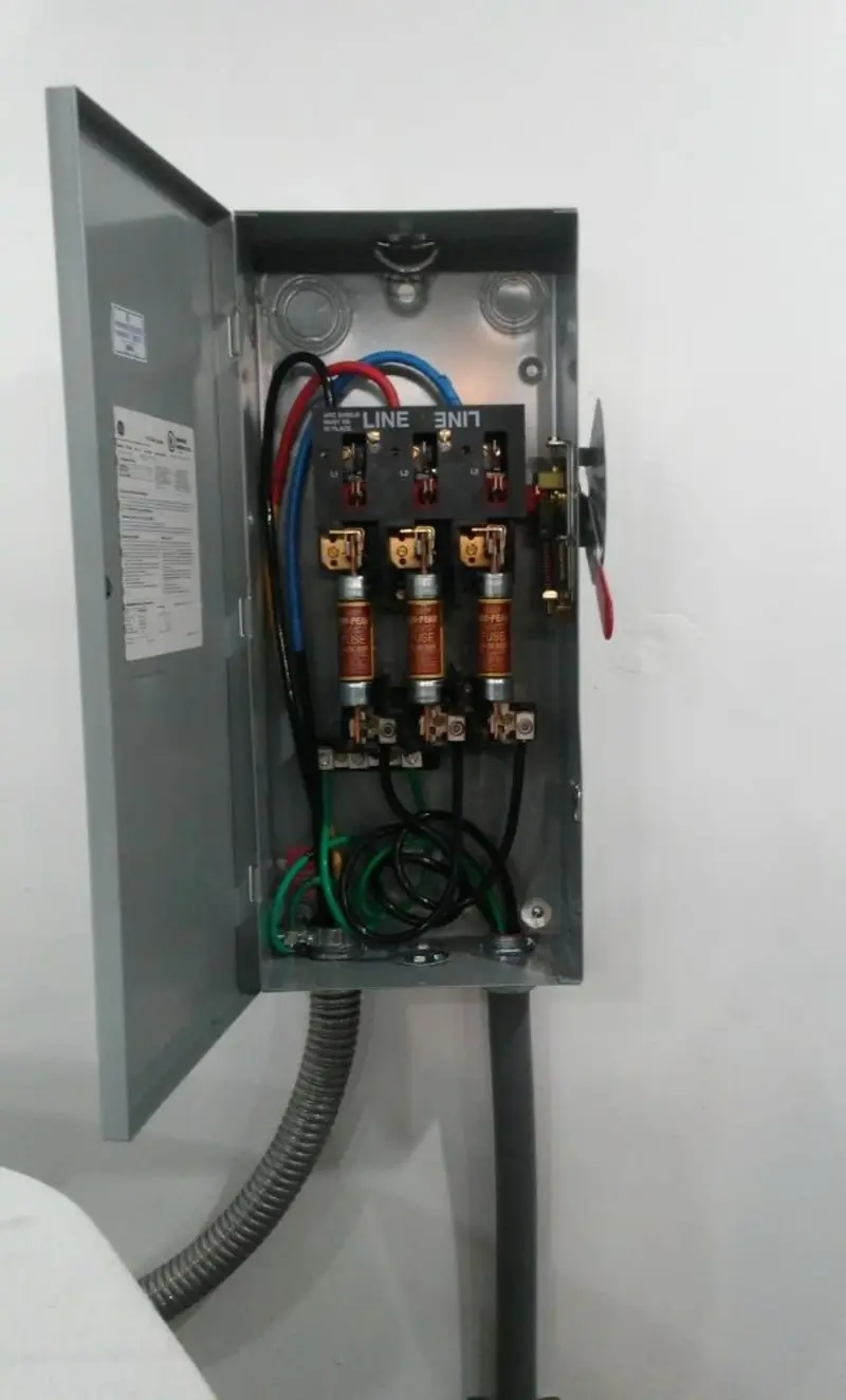 Three-phase disconnect switch installed for Electrical Wiring & Rewiring in Kenosha